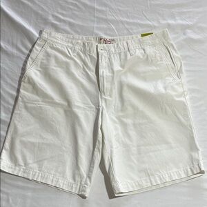 Original Penguin White Flat Front Men's Shorts
